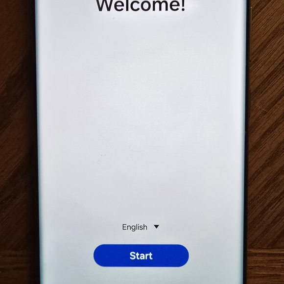 Smartphone with Welcome Screen